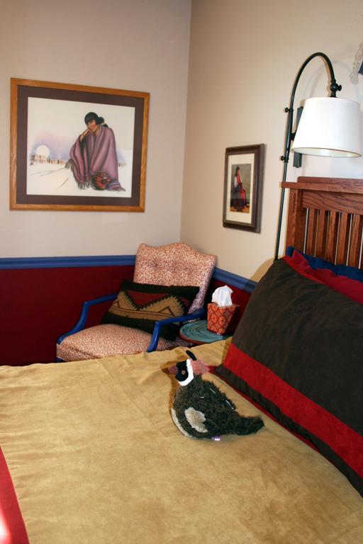 Chocolate Turtle B&B Corrales Room photo
